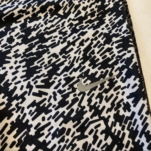 Nike Dri-fit Essential Running Tight S - Picture 9 of 14